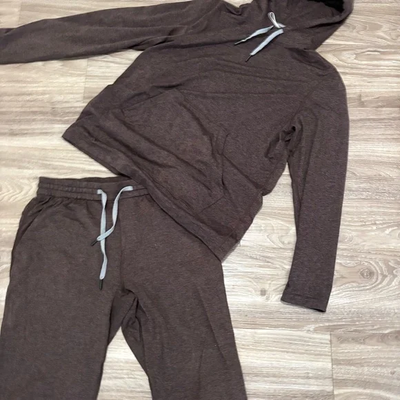SOLD *** Lululemon Athletica men’s small soft jersey set in espresso, Brown - Picture 4 of 12